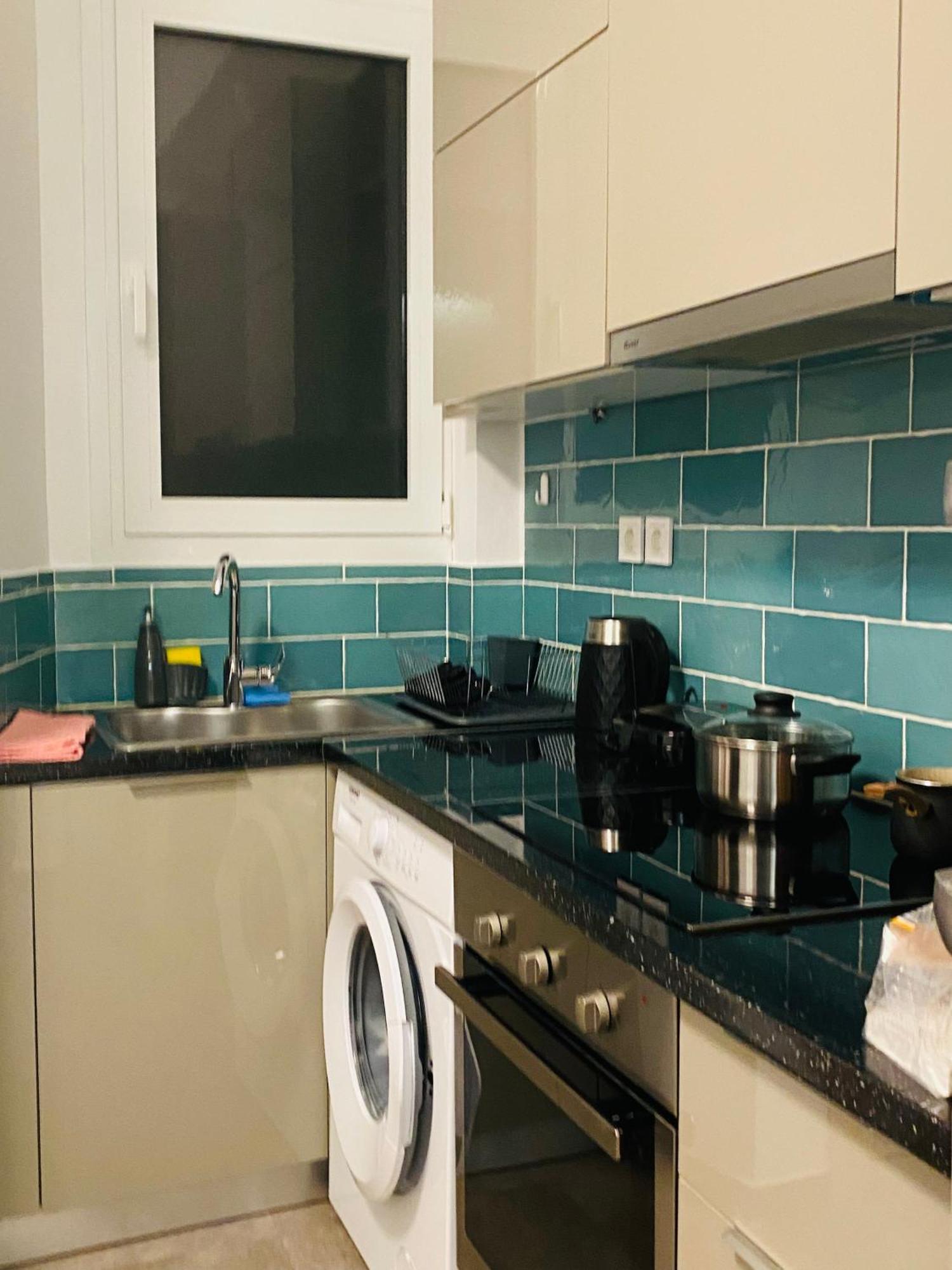 Antinoros Inn, Stylish Apartment,3' To Metro Ateny Zewnętrze zdjęcie